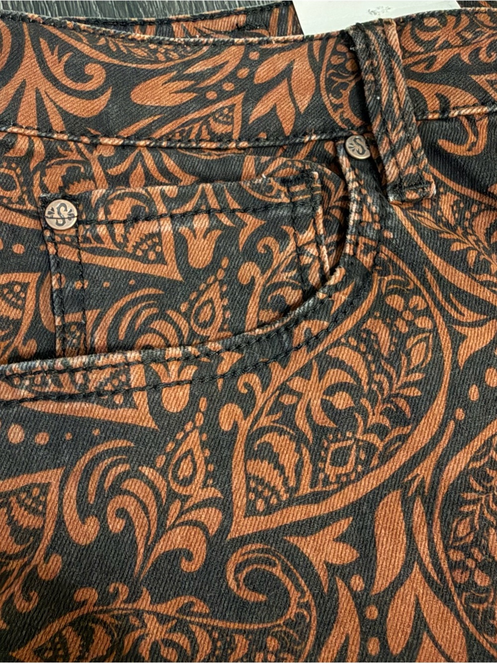 Shyanne Paisley High Rise Flare Western Jeans Brown Black W32 L36 Boho Cowgirl - Picture 6 of 16